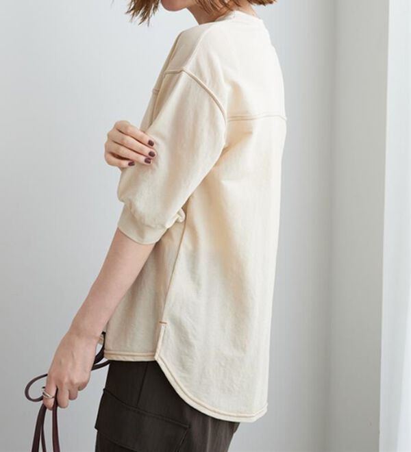 BELLUNA（ベルーナ）の「配色ステッチデザインプルオーバー（カットソー）」｜詳細画像