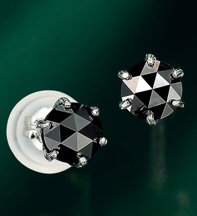 ルフラン（ルフラン）の「プラチナブラックダイヤ０．５カラットピアス（イヤリング・ピアス）」