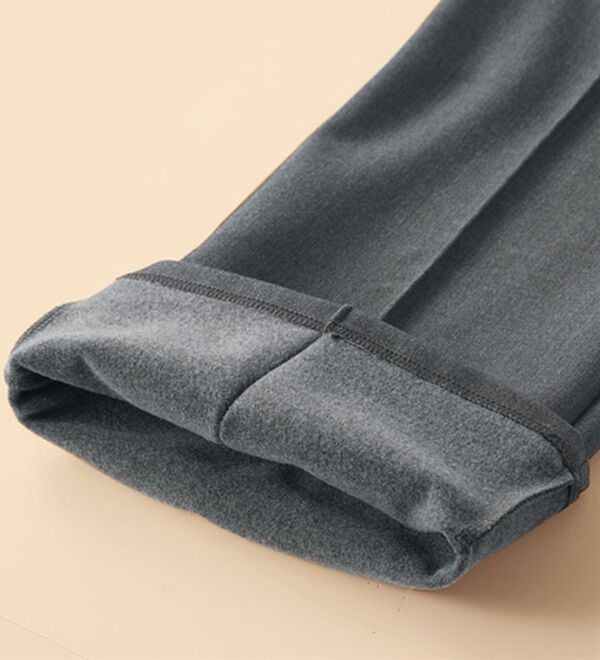 BELLUNA（ベルーナ）の「お出かけ静電防止ストレッチパンツ（フルレングスパンツ）」｜詳細画像