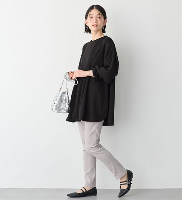 Viola e Viola（ヴィオラ エ ヴィオラ）の「裏ファー袖タックチュニック（チュニック）」｜詳細画像