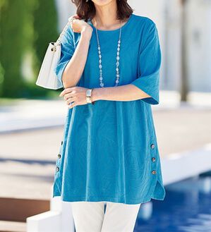 BELLUNA（ベルーナ）の「綿混タックジャカードサイドボタンチュニック（チュニック）」｜ブルー