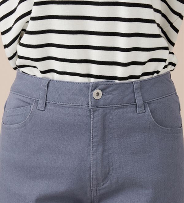 BELLUNA（ベルーナ）の「ホワイトヤーンストレッチカラーパンツ（フルレングスパンツ）」｜詳細画像