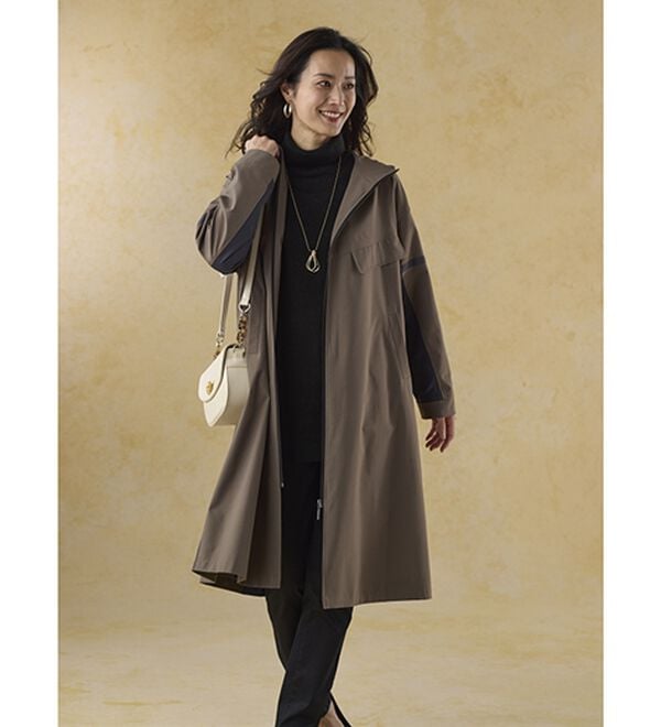 BELLUNA（ベルーナ）の「メモリー調素材配色切替デザインコート（ロングコート）」｜詳細画像