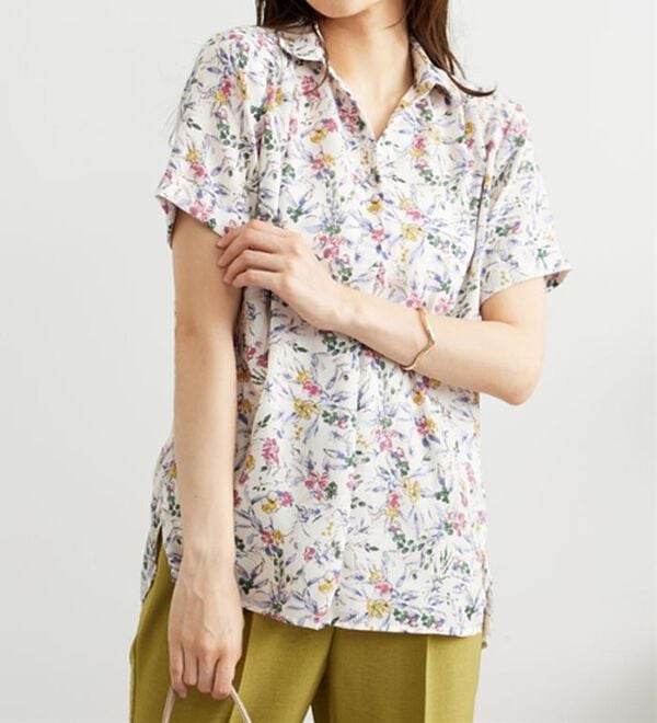 BELLUNA（ベルーナ）の「エアリーツイル裾タックシャツチュニック（チュニック）」｜詳細画像