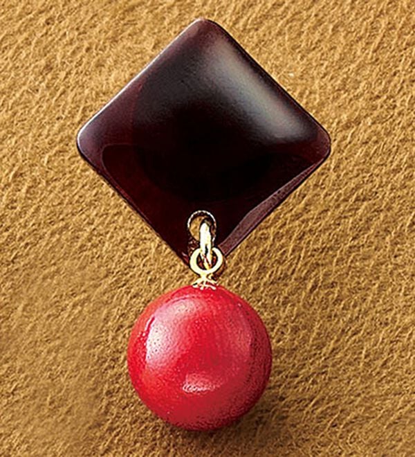 BELLUNA（ベルーナ）の「べっ甲珊瑚イヤリング・ピアス（イヤリング・ピアス）」｜ピアス