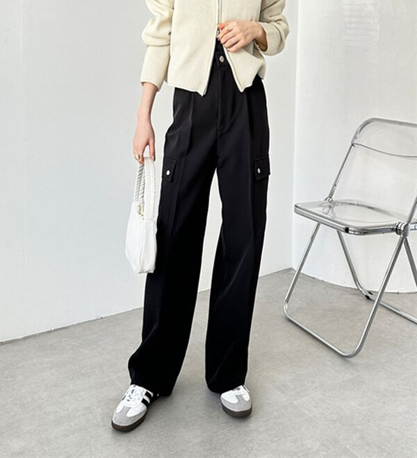 GeeRA（ジーラ）の「タックワイドストレートカーゴパンツ（フルレングスパンツ）」｜詳細画像