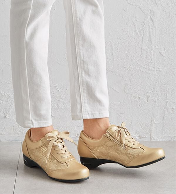 ルフラン（ルフラン）の「＜ラシーナコンフォート＞ほっそり見え４Ｅエレガントシューズ（スニーカー）」｜詳細画像