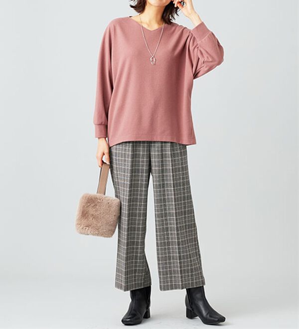 BELLUNA（ベルーナ）の「【2点セット】ネックレス付ジャカード素材プルオーバー（カットソー）」｜詳細画像