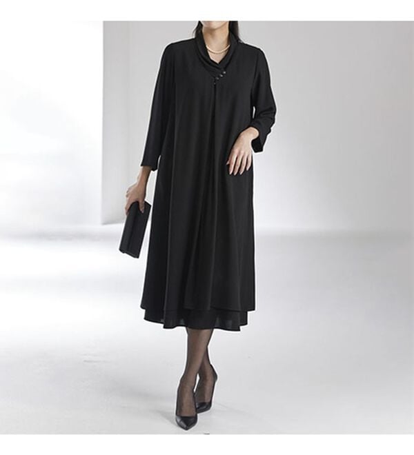 BELLUNA（ベルーナ）の「洗える！冷感素材ドレープワンピース（ブラックフォーマル（喪服・礼服））」｜詳細画像