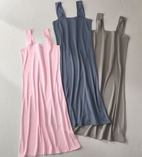 YU'NOW（ユナウ）の「ヒンヤリ冷感！【制菌】ブラ紐隠しのインナーワンピース（スリップ・ペチコート）」