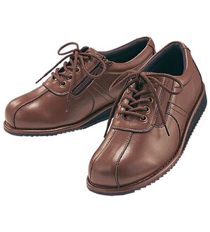 BELLUNA（ベルーナ）の「ゆったり５Ｅ柔らかフィットシューズ（フラットシューズ）」｜ブラウン