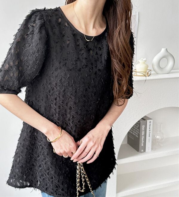 GeeRA（ジーラ）の「フェザーフレアーブラウス（ブラウス）」｜ブラック