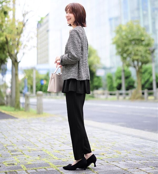 Viola e Viola（ヴィオラ エ ヴィオラ）の「【３点セット】着回し自在快適セットアップスーツ（パンツスーツ）」｜詳細画像