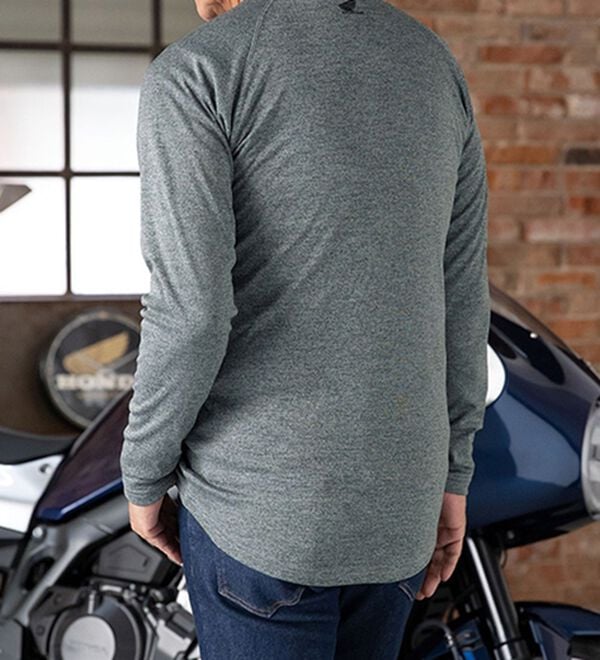 「＜ＨＯＮＤＡ＞ビッグロゴ防風インナー（メンズ肌着・インナーウェア）」｜詳細画像