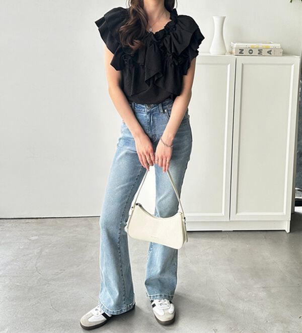 GeeRA（ジーラ）の「クロスフリルサッカーブラウス（ブラウス）」｜詳細画像