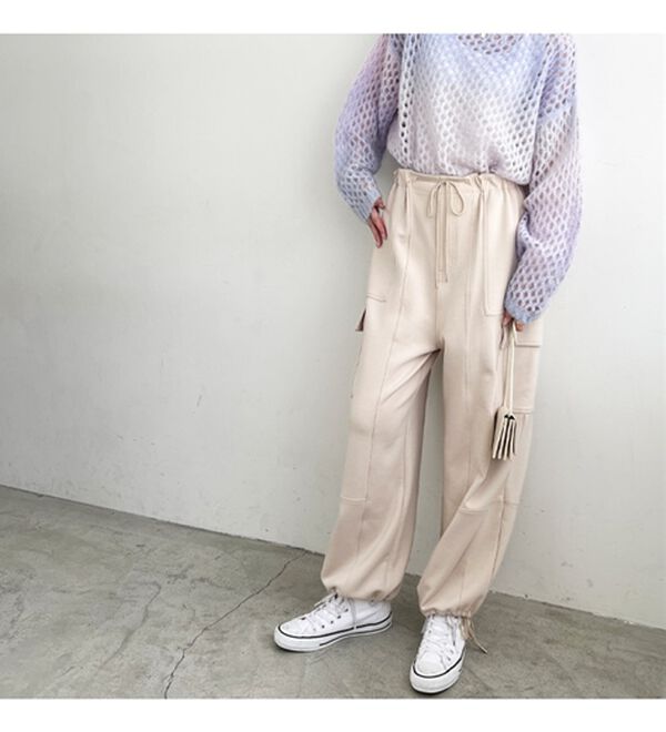 GeeRA（ジーラ）の「やわらか素材カーゴパンツ（フルレングスパンツ）」｜詳細画像