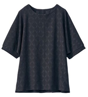 BELLUNA（ベルーナ）の「総レース素材ドルマンプルオーバー（カットソー）」｜黒