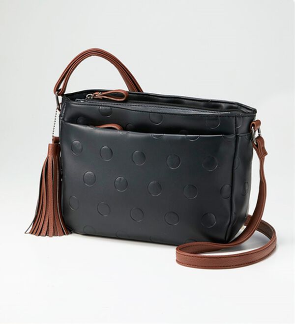 BELLUNA（ベルーナ）の「ドット型押ショルダーバッグ（ショルダーバッグ）」｜詳細画像