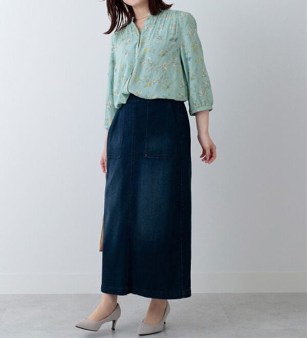 BELLUNA（ベルーナ）の「ギャザー使いレーヨンプリントブラウス（ブラウス）」｜詳細画像