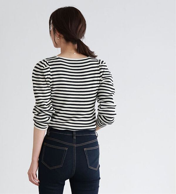 Pierrot（ピエロ）の「【選べるネック】パワーショルダーリブニット（ニット・セーター）」｜詳細画像