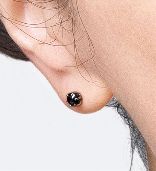 ルフラン（ルフラン）の「プラチナブラックダイヤ０．５カラットピアス（イヤリング・ピアス）」｜詳細画像