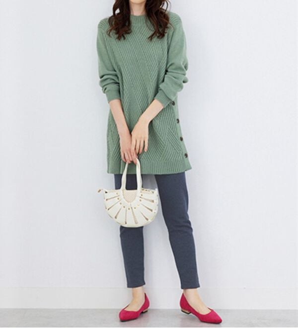 BELLUNA（ベルーナ）の「ふんわりぬくぬくレギンスパンツ（スパッツ・レギンス）」｜詳細画像