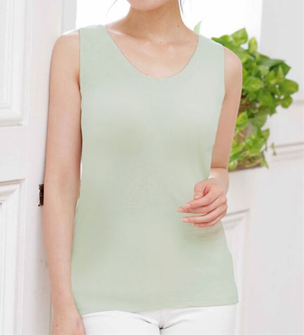 「ひんやり綿100％背中フリー　カップ付きインナー　【ＭＶＳ】（ブラトップ・カップ付きインナー）」｜ミント
