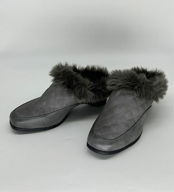 BELLUNA（ベルーナ）の「４Ｅキルティングファーミュール（フラットシューズ）」｜詳細画像