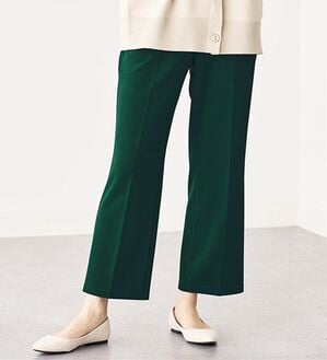 BELLUNA（ベルーナ）の「ジョーゼット素材フレアーパンツ（フルレングスパンツ）」｜グリーン