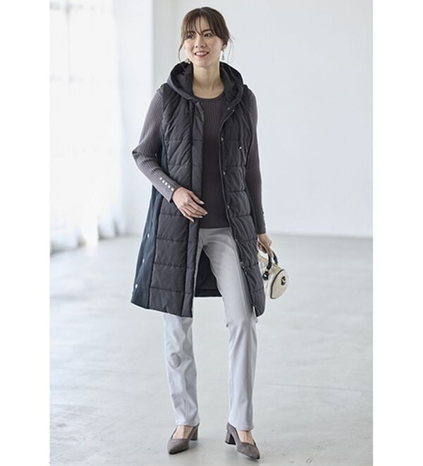 BELLUNA（ベルーナ）の「細見え中わたキルト切替ロングベスト（中わたコート・ベスト）」｜詳細画像