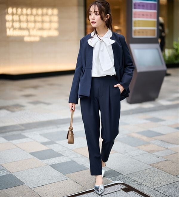 RANAN（ラナン）の「【２点セット】防シワ！ノーカラーペプラムパンツスーツ（パンツスーツ）」｜詳細画像