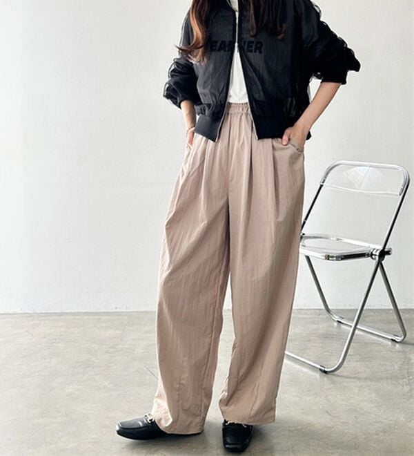 GeeRA（ジーラ）の「さらとろ素材が嬉しい！ダブルタックワイドパンツ（フルレングスパンツ）」｜詳細画像