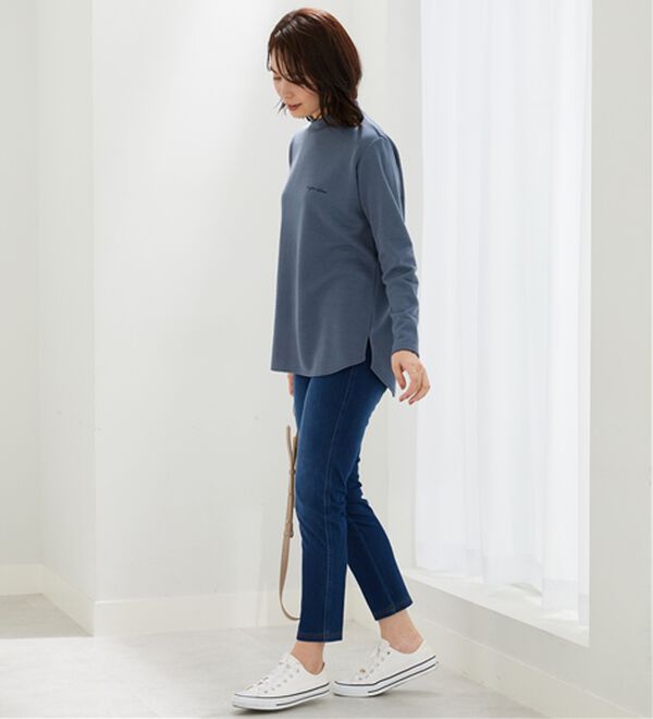 BELLUNA（ベルーナ）の「ロゴ刺しゅう裏起毛ニットソーチュニック（カットソー）」｜詳細画像