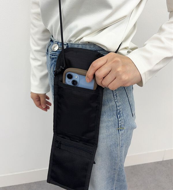 BELLUNA（ベルーナ）の「どこにでもスマホ入れポシェット（その他バッグ）」｜詳細画像