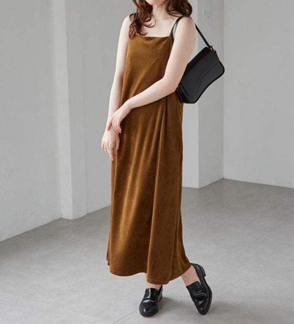 RANAN（ラナン）の「畦ニットカーデ&times;ベロアキャミワンピ（ロングワンピース）」｜詳細画像