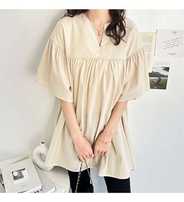 GeeRA（ジーラ）の「フレアー袖キーネックブラウス（ブラウス）」｜詳細画像