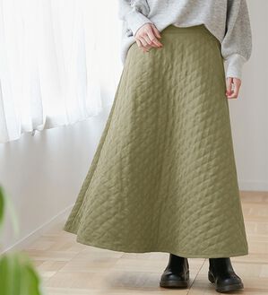 Viola e Viola（ヴィオラ エ ヴィオラ）の「キルティングフレアーロング丈スカート（ロングスカート）」｜詳細画像