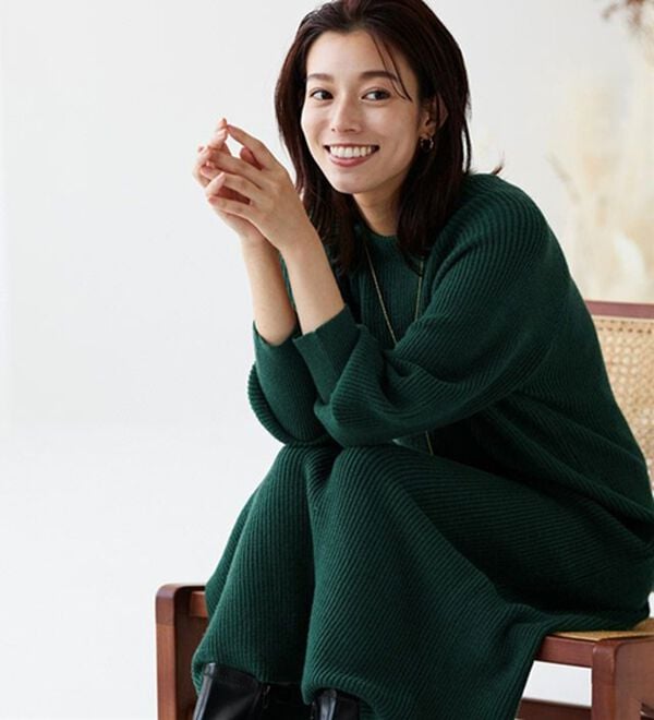 Pierrot（ピエロ）の「【Pierrot限定サイズ】パフスリーブロングニットワンピース（ニットワンピース）」｜詳細画像