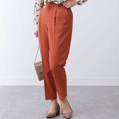 BELLUNA（ベルーナ）の「快適機能付！美脚見えテーパードパンツ（テーパードパンツ）」