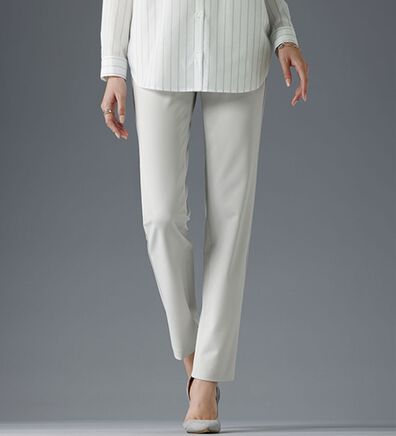 BELLUNA（ベルーナ）の「透けにくいグレー！ストレートパンツ（フルレングスパンツ）」