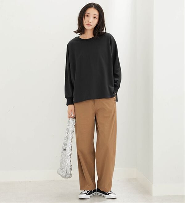 BELLUNA（ベルーナ）の「裏起毛素材きれい見えドルマンプルオーバー（カットソー）」｜詳細画像