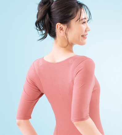 LAVIENNE（ラヴィエンヌ）の「肩に効く！猫背をケアする綿混インナー（肌着・インナーウェア）」
