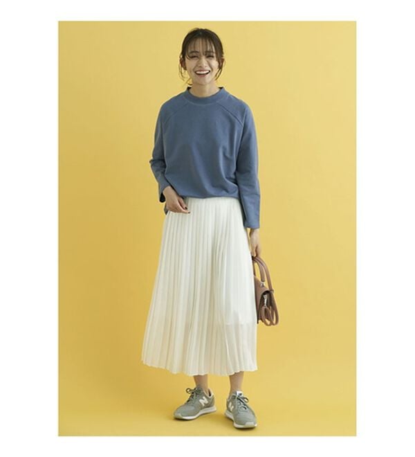 BELLUNA（ベルーナ）の「華奢見せ！しっかり裏毛素材コットン１００％トレーナー（トレーナー・スウェット）」｜詳細画像