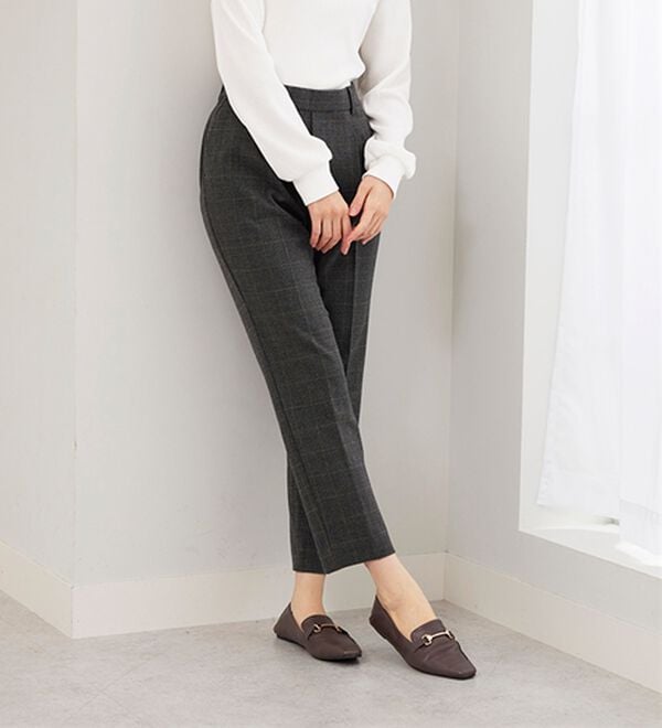 BELLUNA（ベルーナ）の「サマ見え(スーパーウォーム)ウール調素材美脚テーパードパンツ（テーパードパンツ）」｜詳細画像