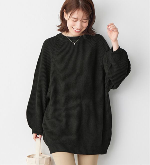 Viola e Viola（ヴィオラ エ ヴィオラ）の「バルーン袖ゆるニット（ニット・セーター）」｜ブラック