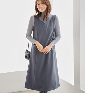 alotta（アロッタ）の「【選べる２丈】すらっと上品見えパール付ジャンパースカート（ジャンパースカート）」｜ダークグレー