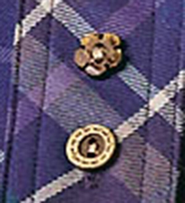 BELLUNA（ベルーナ）の「秋冬の街に映えるチェック柄シャツチュニック（シャツ）」｜詳細画像