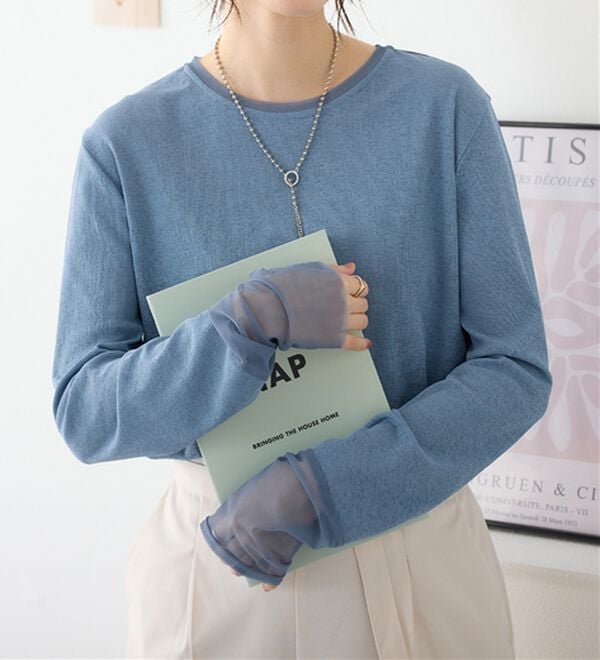 Viola e Viola（ヴィオラ エ ヴィオラ）の「程よい透け感大人シアー素材切替トップス（カットソー）」｜詳細画像