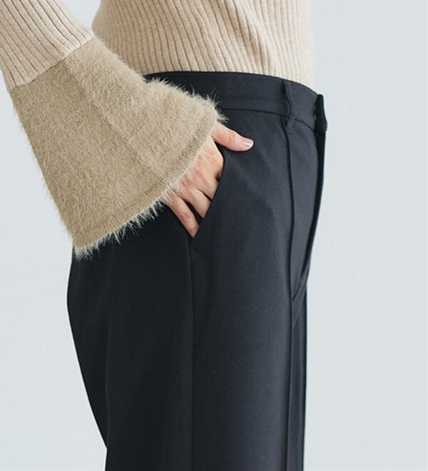 Pierrot（ピエロ）の「カシミヤタッチセミルーズストレートパンツ（フルレングスパンツ）」｜詳細画像