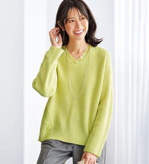 BELLUNA（ベルーナ）の「レース使いあぜ編ニットプルオーバー（ニット・セーター）」｜イエロー
